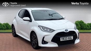 Toyota Yaris 1.5 Hybrid Design 5dr CVT Hybrid Hatchback